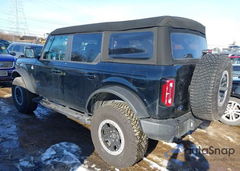 2024 Ford Bronco Outer Banks z USA, uszkodzony, nr VIN 1FMDE8BHXRLA22924